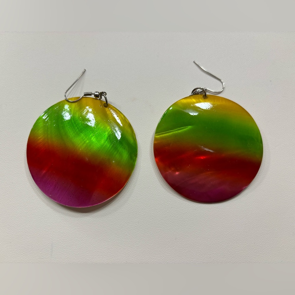 2 Pairs of Earrings